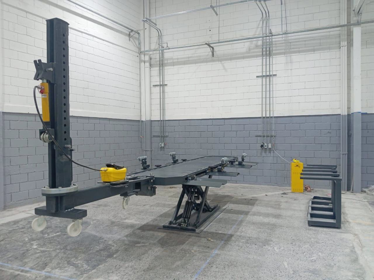 Bancos de Enderezado Automotriz